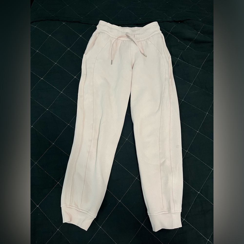 Lululemon pink sweatpants size 0